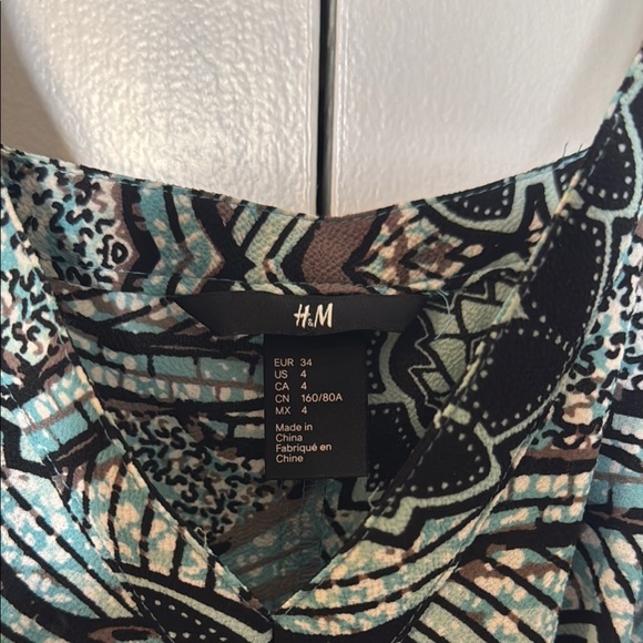 H&M NWOT Elegant Black and Turquoise Batik Patterned Handkerchief Dress - Picture 5 of 9